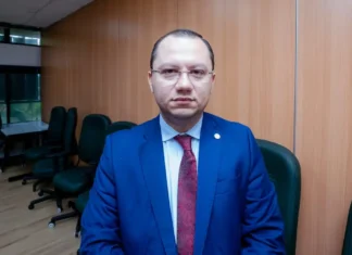 Eduardo Requião é Reeleito Presidente da OAB Camaçari