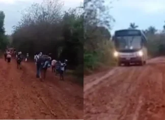 Ônibus atola em Arembepe e comunidade sofre com abandono