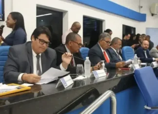 Vereadores de Camaçari repudiam ataque a professora após aula sobre cultura afro-brasileira