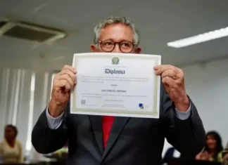 Caetano é Diplomado Prefeito de Camaçari