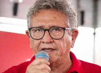 Caetano enfrenta desafios políticos em Camaçari com 14 vereadores de oposição