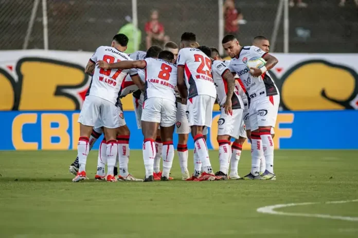 Vitória vence Fortaleza por 2 a 0 no Barradão