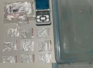 A Polícia Militar agiu rápido e levou o suspeito e o material apreendido para a 18ª Delegacia Territorial.