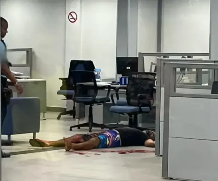 A Polícia investiga o caso, enquanto especialistas questionam o preparo dos seguranças privados para lidar com conflitos. A Polícia investiga o caso, enquanto especialistas questionam o preparo dos seguranças privados para lidar com conflitos.