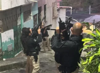 Ação acontece em Salvador, RMS e interior com apoio da PM e mais de 100 agentes nas ruas.
