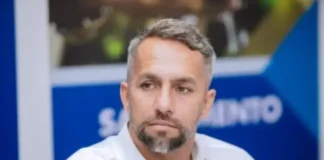 Ele não confirmou se vai continuar no grupo azul e prometeu falar mais no momento certo.