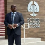 Ele vai responder em liberdade, com tornozeleira e outras medidas da Justiça.