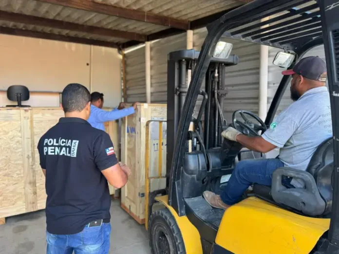 Esses novos equipamentos foram instalados na Cadeia Pública de Salvador, na Penitenciária Lemos Brito Esses novos equipamentos foram instalados na Cadeia Pública de Salvador, na Penitenciária Lemos Brito
