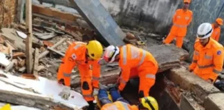 Bombeiros agem rápido e evitam tragédia maior.