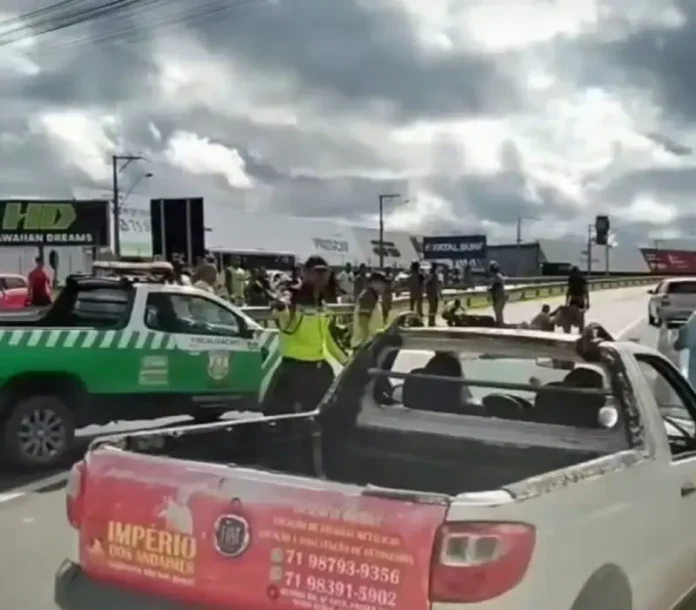 O acidente ocorreu próximo ao Outlet Premium, em Vila de Abrantes.