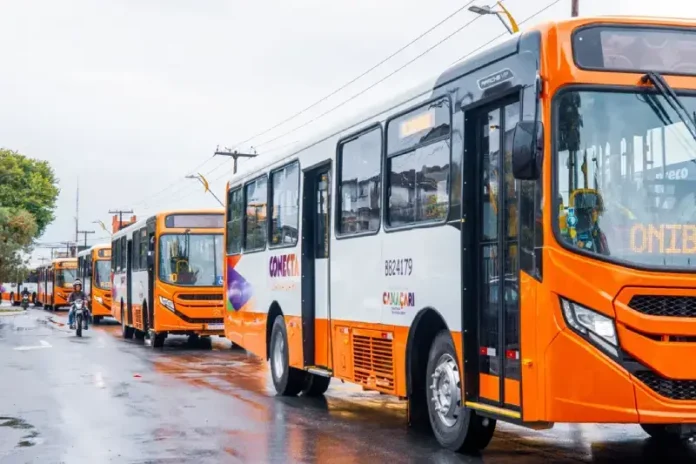 Saídas ocorrem de 4h40 até 23h nos terminais TIR e TISO.