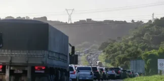 Veja alternativas para evitar o congestionamento e viajar com segurança.