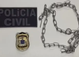 A Polícia Civil não divulgou detalhes sobre o crime que motivou o mandado de prisão.