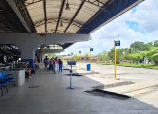 Após a detenção, ela foi conduzida para a 18ª Delegacia Territorial de Camaçari