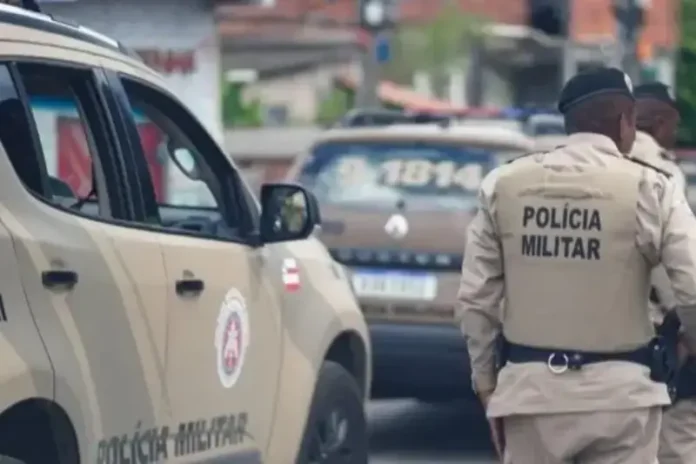 Moradores contestam versão oficial e pedem justiça.
