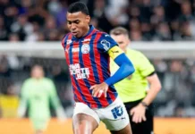O volante estreia nos jogos contra Chile e Bolívia.