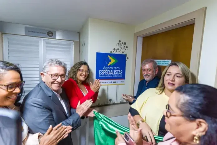 Segundo o prefeito Luiz Caetano, a medida integra um pacote de ações já em andamento para melhorar a saúde municipal. Segundo o prefeito Luiz Caetano, a medida integra um pacote de ações já em andamento para melhorar a saúde municipal.