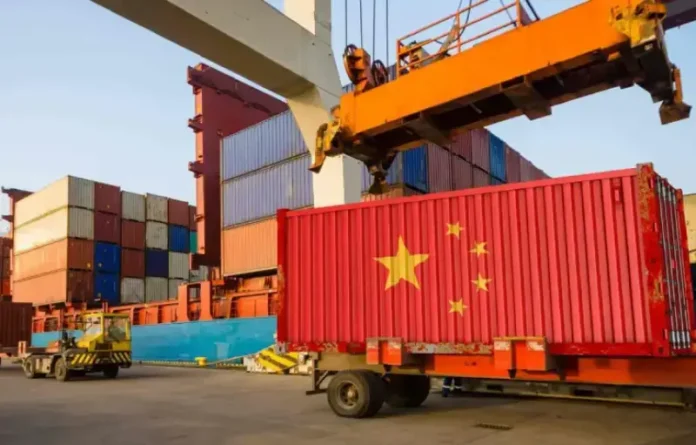 O resultado foi um superávit de US$ 4,06 bilhões na balança comercial com o principal parceiro do Brasil. O resultado foi um superávit de US$ 4,06 bilhões na balança comercial com o principal parceiro do Brasil.