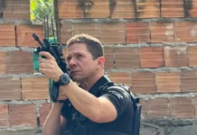 Polícia Civil realiza operação estratégica em Salvador para reforçar segurança e aproximar comunidade O delegado-geral André Viana, idealizador da iniciativa, acompanhou de perto as atividades